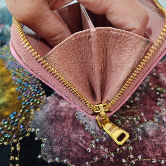 Miu Miu Wallet - Picture 10 of 10